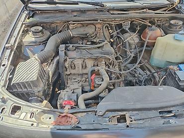 e6 3: Volkswagen Passat Variant: 1993 г., 1.8 л, Механика, Бензин, Универсал — 7