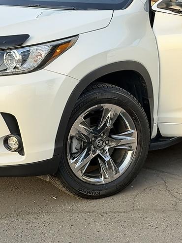 step vagon: Toyota Highlander: 2019 г., 3.5 л, Автомат, Бензин, Кроссовер — 3