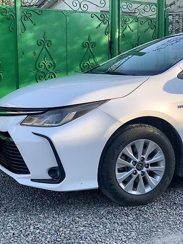 coroll: Toyota Corolla: 2019 г., 1.8 л, Вариатор, Гибрид, Седан — 3