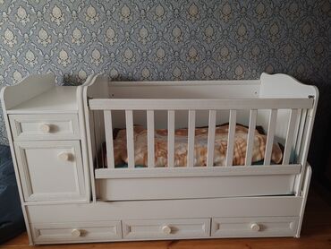 besik usaq ucun: Oğlan və qız üçün, İşlənmiş, Dördbucaq, Beşik, Dəst ilə, Matras ilə, Yellənmə mexanizmsiz