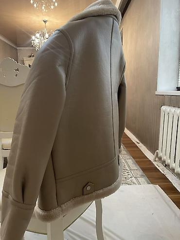 дубленки зара: Дубленка, Короткая модель, M — 8
