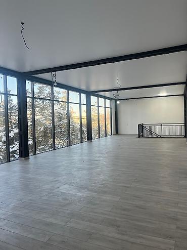 Аренда магазинов: Магазин, Отдельностоящий магазин, 210 м² Не действующий, Без оборудования, С ремонтом, Электричество, Отопление, Вода, 1 линия — 5