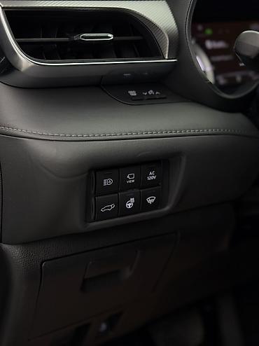 Toyota: Toyota Highlander: 2021 г., 2.5 л, Автомат, Гибрид, Кроссовер — 11