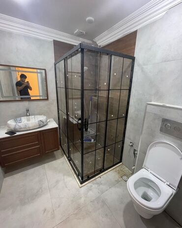 Duş kabinaları, arakəsmələr: Yeni Üstü açıq kabina, Düzbucaqlı, Pulsuz çatdırılma, Ödənişli çatdırılma — 9