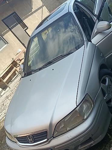 r17 225: Honda Accord: 1999 г., Механика, Седан — 3