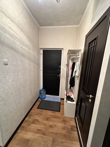 купить квартиру в рассрочку от хозяина: 3 бөлмө, 64 кв. м, 105-серия, 5 кабат, Евроремонт