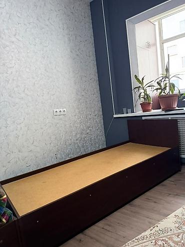 bed sheets: Односпальная кровать, Б/у, Каркас без матраса, длина - 200 см — 2