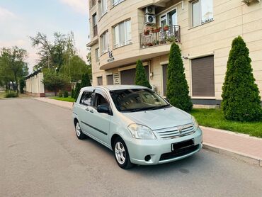 абхазия авто рынок: Toyota Raum: 2004 г., 1.5 л, Автоматтык, Бензин, Хетчбек