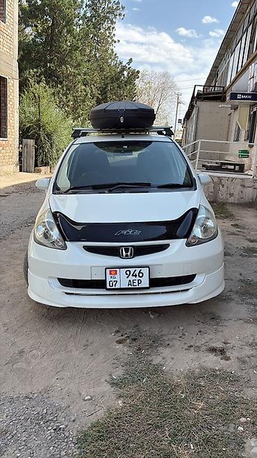 Honda: Honda Fit: 2001 г., 1.3 л, Вариатор, Бензин, Хэтчбэк — 2
