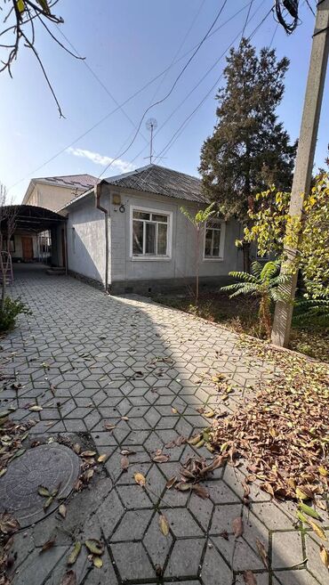 продаю дом в селе восток: Үй, 112 кв. м, 3 бөлмө, Кыймылсыз мүлк агенттиги, Эски ремонт