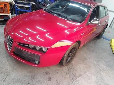 italijanke kokoske: Alfa Romeo 159 hauba kod boje 289/a. Alfa Romeo 159 hauba kod boje — 3
