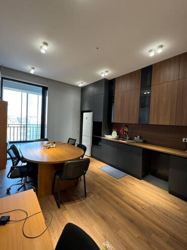 Ofislər: Nərimanov rayonu, Koroğlu metrosu, Heydər Əliyev prospektində, 16 — 7