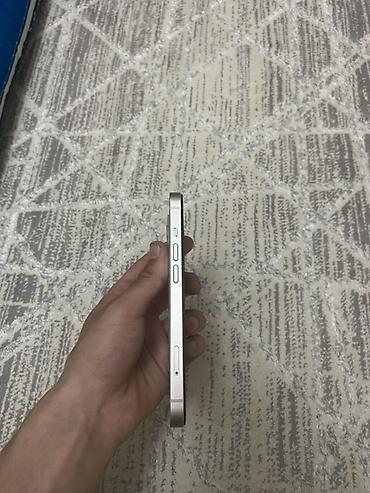 Apple iPhone: IPhone 13, Ağ, Qırıq — 6