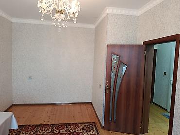 Uzunmüddətli kirayə mənzillər: Qovşağı. paslanmaya/kermogranit divar örtüyü. - Yataq otağı: iri 5 — 10