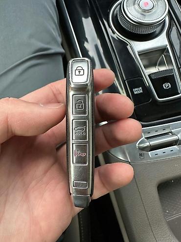 Kia: Kia Carnival: 2022 г., Минивэн — 15