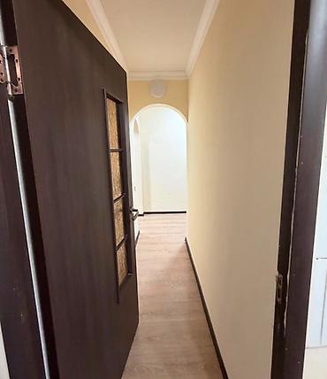 советская скрябина: 2 комнаты, 40 м², Советская/Скрябина Хрущевка, 3 этаж — 3