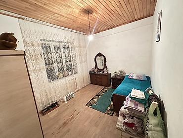 Həyət evləri və villaların satışı: 6 otaqlı, 240 kv. m, Kredit yoxdur, Orta təmir — 9