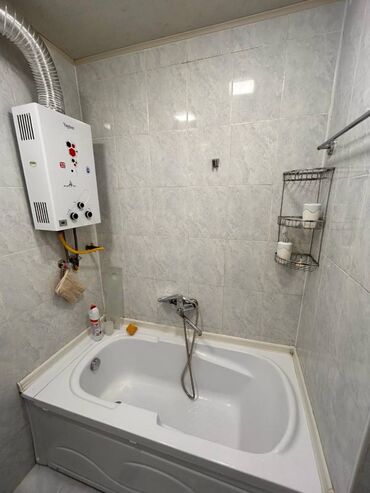 Uzunmüddətli kirayə mənzillər: Nizami rayonu,Xalqlar Dostluğu metrosundan piyada 5 dəqiqəlik — 7