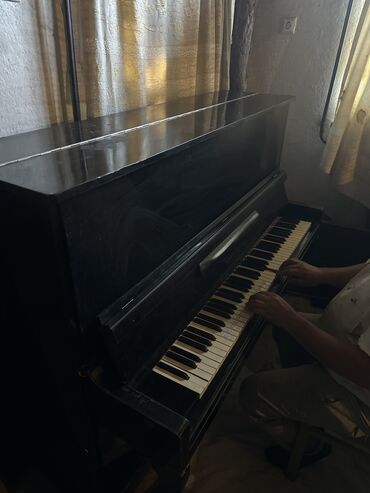 Пианино, фортепиано: Фортепьяно. Настроенное идеально