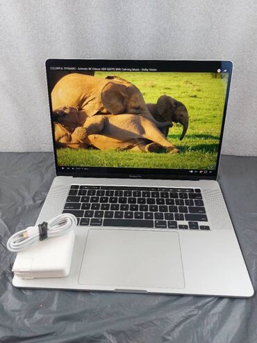 dvd фильмы: Ноутбук, Apple, 16 ГБ ОЗУ, Intel Core i7, 16 ", Б/у, Для несложных задач, память SSD