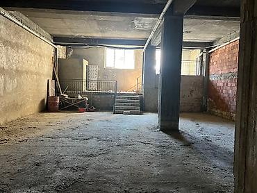 Kommersiya daşınmaz əmlakı: Neapol kruqunun yanında yarı padval 150kv padmayak obyekt satılır — 7