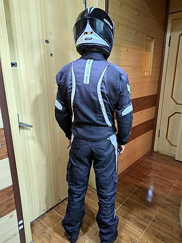 üst geyimleri: Kasqa ve moto geyim satılır. qiymeti 135azn destdi içinin astarı çıxır — 4