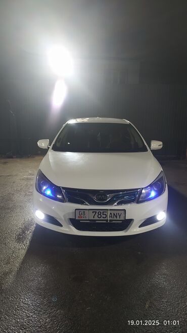 BYD: BYD : 2018 г., 0.1 л, Автомат, Электромобиль, Седан