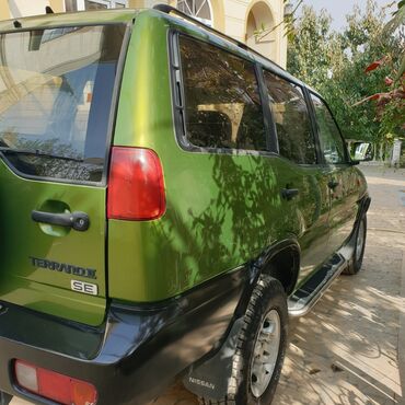 Nissan: Nissan Terrano II: 1998 г., 2.4 л, Механика, Бензин, Внедорожник — 6