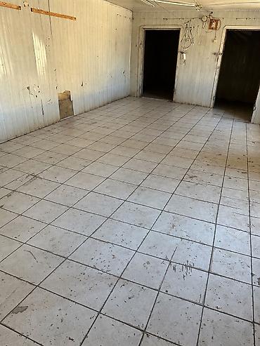 склад дордой: Рядом с рынком Дордой Ул. Хвойная пер Аул сдаю под склад помещение — 1