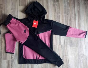 trenerke od mikrofibera: Nike, Unisex