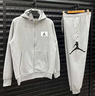 velebit majice: Muške komplet trenerke 
S, M, L, XL, XXL, 
Cena 3999din
PS✨ — 1