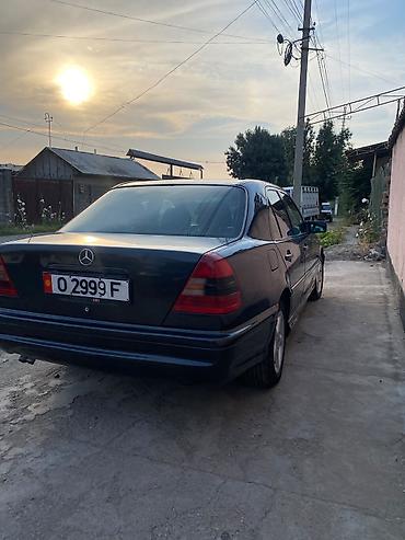 small car: Mercedes-Benz C-Class: 1994 г., 2.8 л, Автомат, Бензин, Седан — 4
