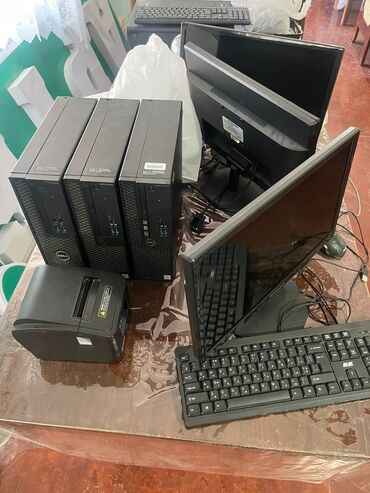 z flip 4 ikinci el: Aptek ucun 3 eded kompyuter her bir avadanlıgı var ve avromed