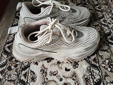 ultra boost: Кроссовки спортивные, цвет бежево-серый - Легкая дышащая верхняя — 2
