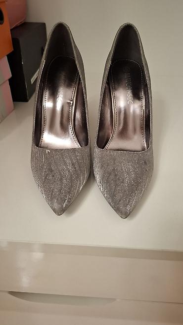 Tuflilər, Ölçü: 38, rəng - Gümüşü, Yeni