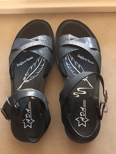 8 element parfüm: Qadın sandal modeli – ADA Shoes - Rəng: qara, üst hissədə gümüşü — 1