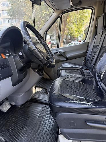 210 cdi: Mercedes-Benz Спринтер: 2010 г., 2.2 л, Автомат, Дизель, Бус — 9