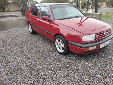 Volkswagen: Volkswagen Vento: 1994 г., 1.8 л, Механика, Бензин, Седан