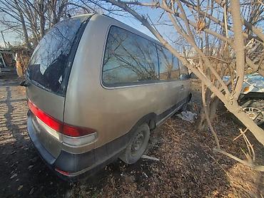 largo: Nissan Largo: 1995 г., 2.4 л, Автомат, Бензин, Минивэн — 4