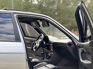 ск 8: BMW 5 series: 1993 г., 4.4 л, Механика, Бензин, Седан — 7