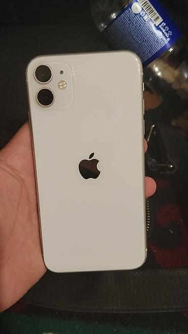 iphone 8s plus: IPhone 11, белый цвет - Дисплей 6.1" Liquid Retina HD с вырезом под — 2