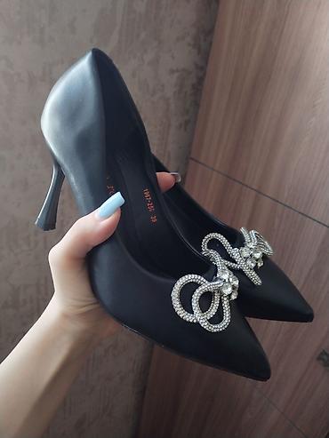 Tuflilər: Tuflilər, Ölçü: 39, rəng - Qara, Yeni — 1