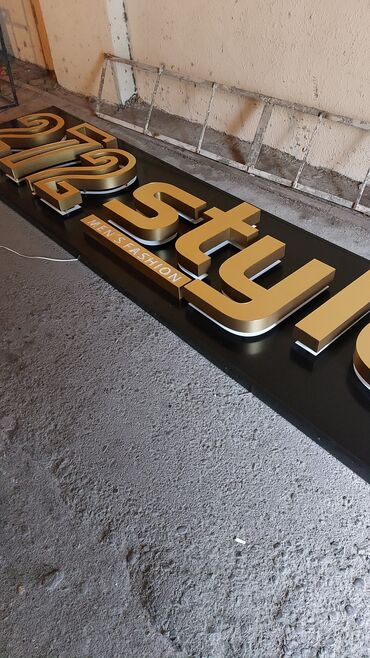 Reklam, çap: 🔹️Neon işıqlar 🔹️Qabarıq ( işıqlı,işıqsız) hərflər 🔹️Light box — 18