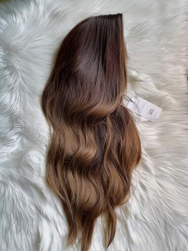 Perike i klipse: Perike
Cena 3200din na lalafo.rs — 8 Perike i klipse: Perike
Cena 3200din — 8