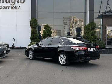 es300h 2019: Toyota Camry: 2018 г., 2.5 л, Гибрид, Седан — 3