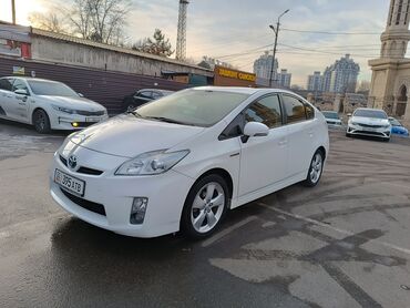 какую машину можно купить за 200 тысяч: Toyota Prius: 2010 г., 1.8 л, Автомат, Бензин, Хэтчбэк