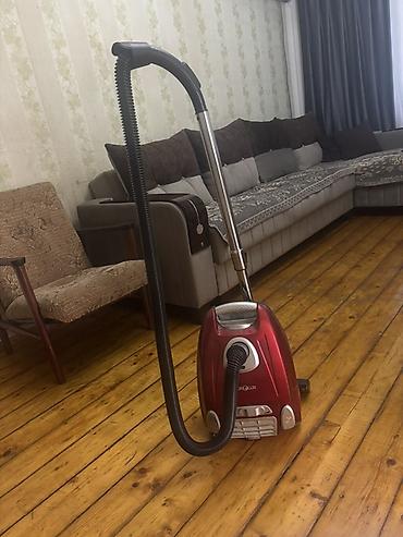 samavar ucuz: Tozsoran – torbalı, qırmızı/qara gövdə Xüsusiyyətlər: - Güclü torbalı — 1