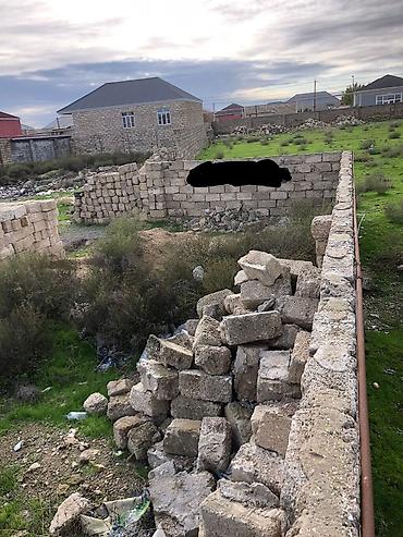 hövsanda: Torpaq iki sot içində daşı qumu var bünövrəsi tökülüb 2 daşdı.Təcili — 2