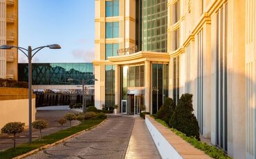 Ofislər: Badamdar Residence-də ofislər icarəyə! Şəhər mərkəzindən cəmi 4 km — 8