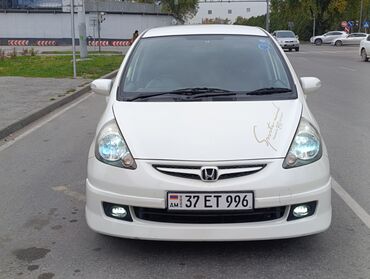 Honda: Honda Fit: 2006 г., 1.3 л, Вариатор, Газ, Хэтчбэк